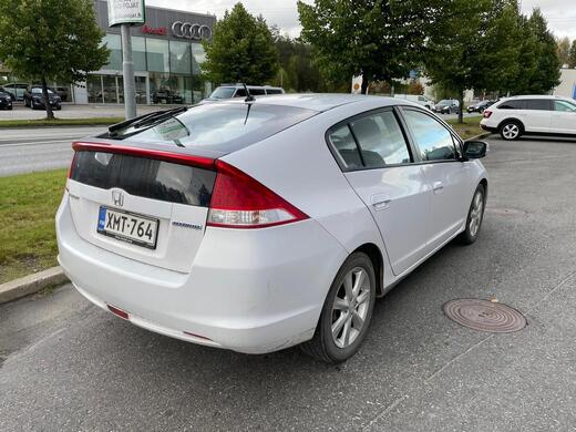 Honda Insight vaihtoauto