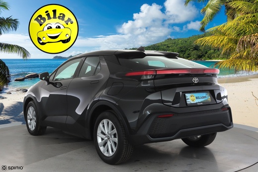 Toyota C-HR vaihtoauto