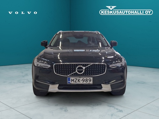 Volvo V90 Cross Country vaihtoauto