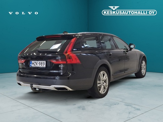 Volvo V90 Cross Country vaihtoauto