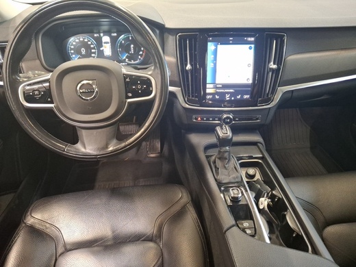 Volvo V90 Cross Country vaihtoauto