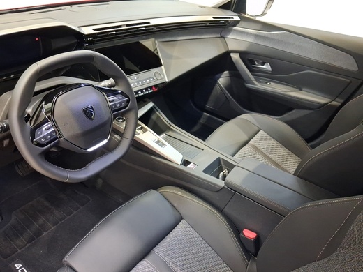 Peugeot 408 vaihtoauto