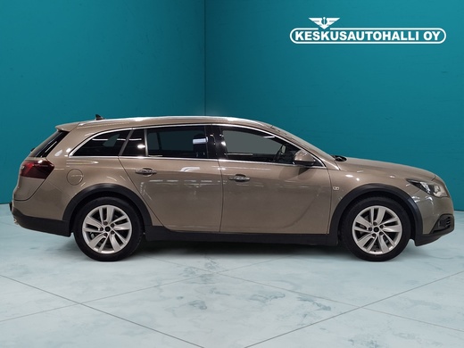 Opel Insignia vaihtoauto