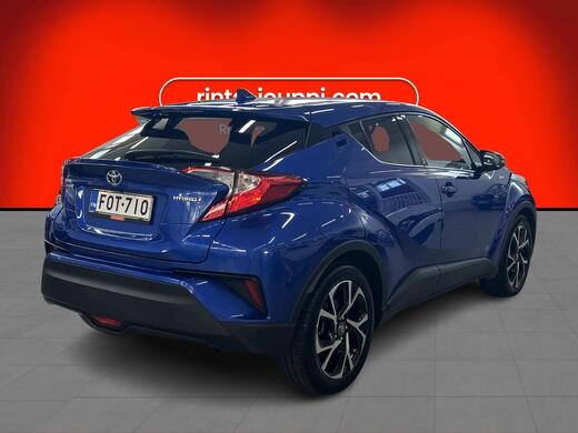 Toyota C-HR vaihtoauto