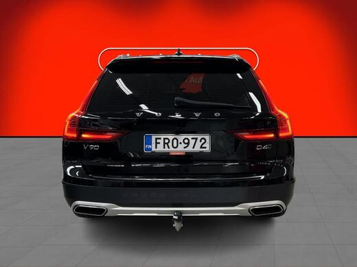 Volvo V90 Cross Country vaihtoauto