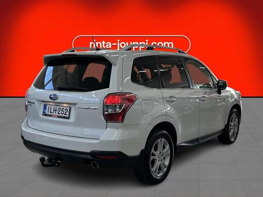 Subaru Forester vaihtoauto