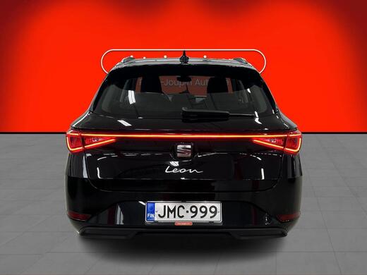 SEAT Leon Sportstourer vaihtoauto