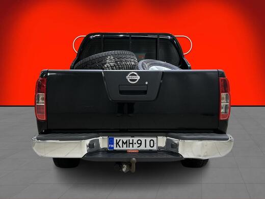 Nissan Navara vaihtoauto