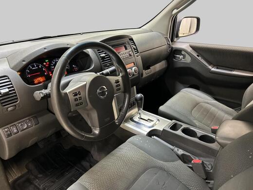 Nissan Navara vaihtoauto