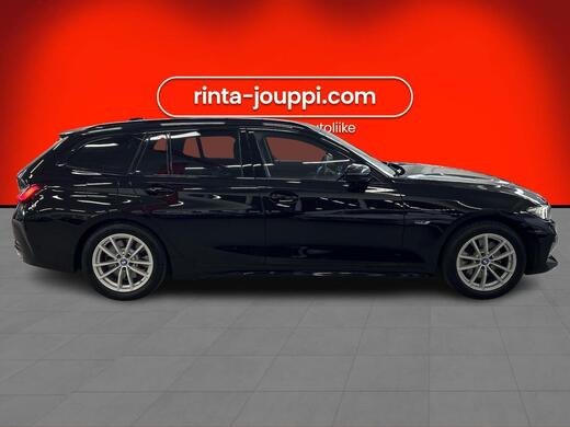 BMW 330 vaihtoauto