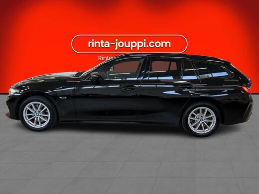 BMW 330 vaihtoauto