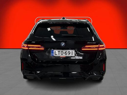 BMW i5 vaihtoauto