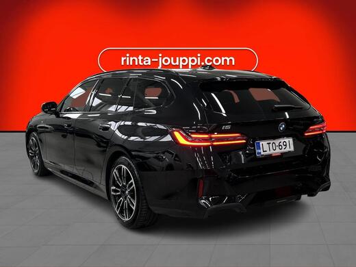 BMW i5 vaihtoauto