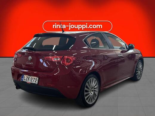 Alfa Romeo Giulietta vaihtoauto