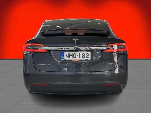 Tesla Model X vaihtoauto