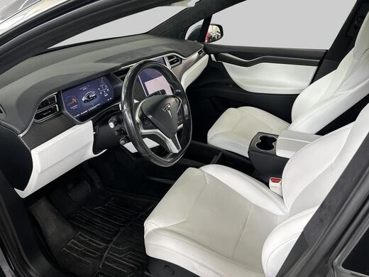 Tesla Model X vaihtoauto