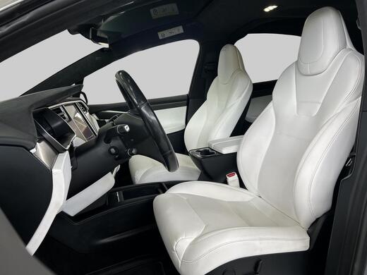 Tesla Model X vaihtoauto