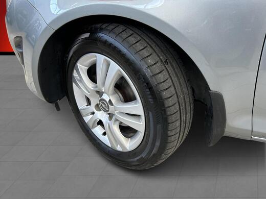 Opel Corsa vaihtoauto