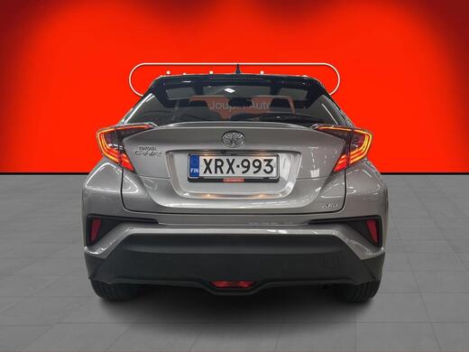 Toyota C-HR vaihtoauto
