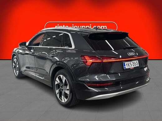Audi e-tron vaihtoauto