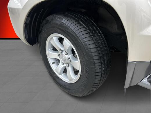 Toyota Land Cruiser vaihtoauto