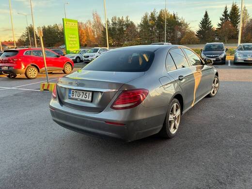 Mercedes-Benz E vaihtoauto