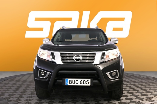 Nissan Navara vaihtoauto