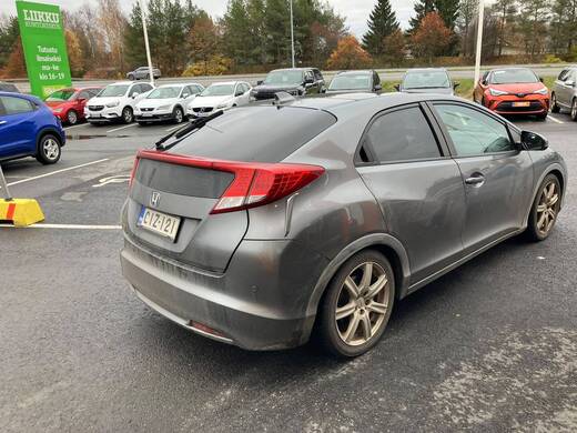 Honda Civic vaihtoauto