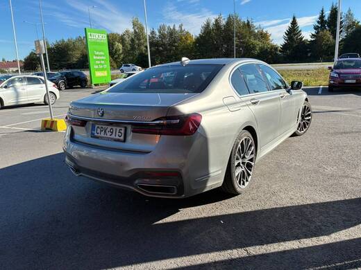 BMW 745 vaihtoauto