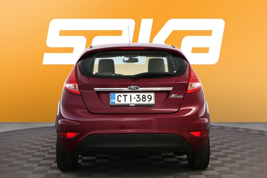 Ford Fiesta vaihtoauto