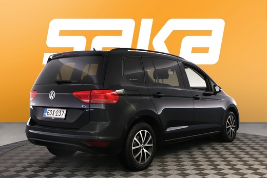 Volkswagen Touran vaihtoauto