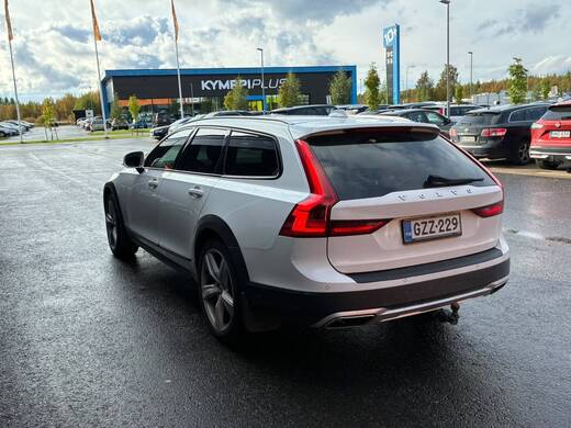 Volvo V90 Cross Country vaihtoauto