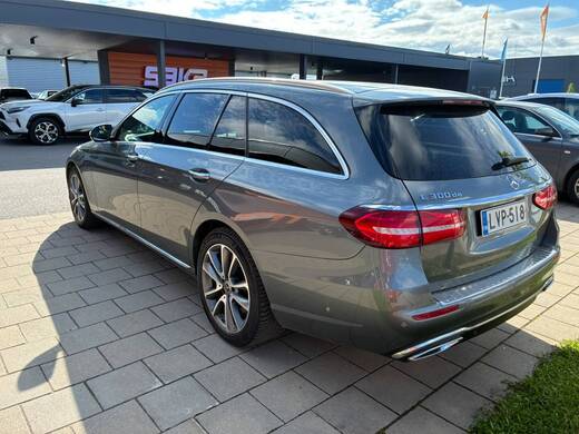 Mercedes-Benz E vaihtoauto