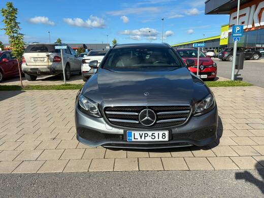 Mercedes-Benz E vaihtoauto