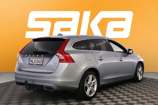 Volvo V60 vaihtoauto