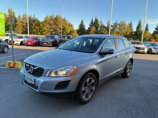 Volvo XC60 vaihtoauto