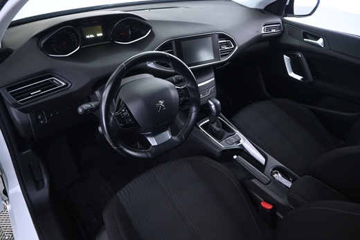 Peugeot 308 vaihtoauto
