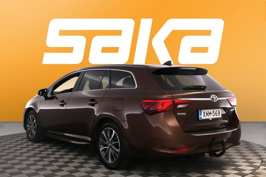 Toyota Avensis vaihtoauto