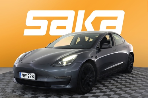 Tesla Model 3 vaihtoauto
