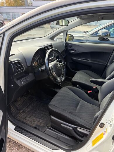 Toyota Verso-S vaihtoauto