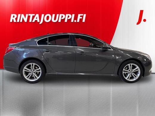Opel Insignia vaihtoauto