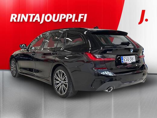 BMW 330 vaihtoauto