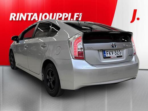 Toyota Prius PHEV vaihtoauto