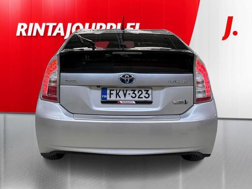Toyota Prius PHEV vaihtoauto