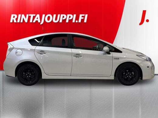 Toyota Prius PHEV vaihtoauto