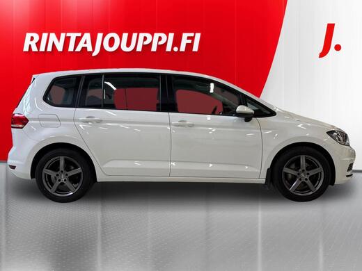 Volkswagen Touran vaihtoauto