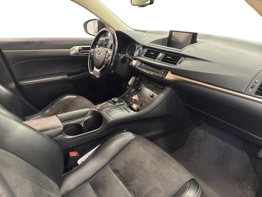 Lexus CT vaihtoauto