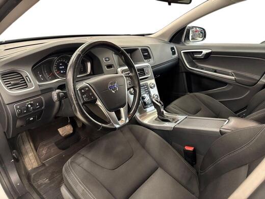 Volvo V60 Cross Country vaihtoauto
