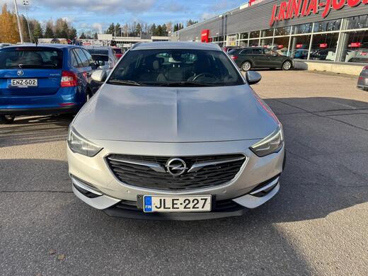 Opel Insignia vaihtoauto