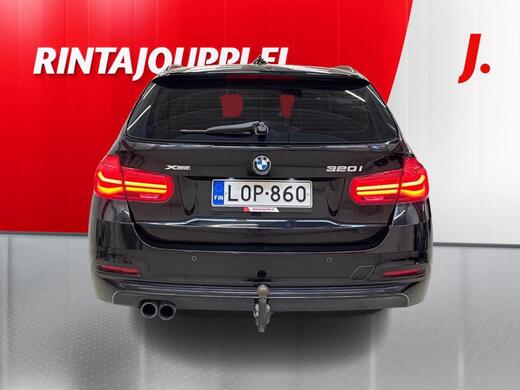 BMW 320 vaihtoauto